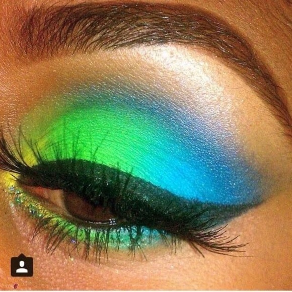 Lady Paradise “Jungle Queen” Eyeshadow Palette by Kat Reeder – SOLD OUT Limited - Picture 5 of 9